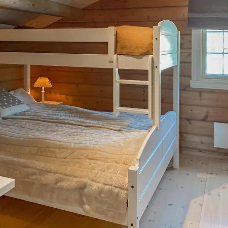 4 Bedroom Awesome In Bjorli