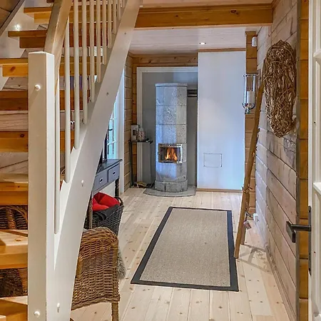 度假居 4 Bedroom Awesome In *