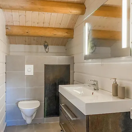 4 Bedroom Awesome In